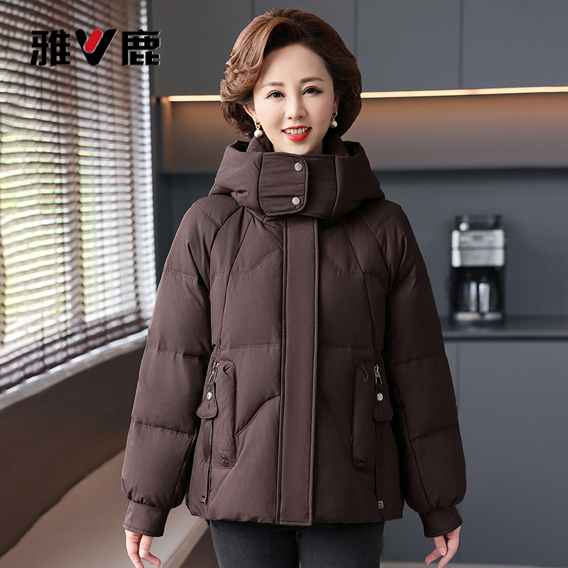 雅鹿甄选2025新款中老年羽绒服女装妈妈装冬装保暖休闲连帽外套女