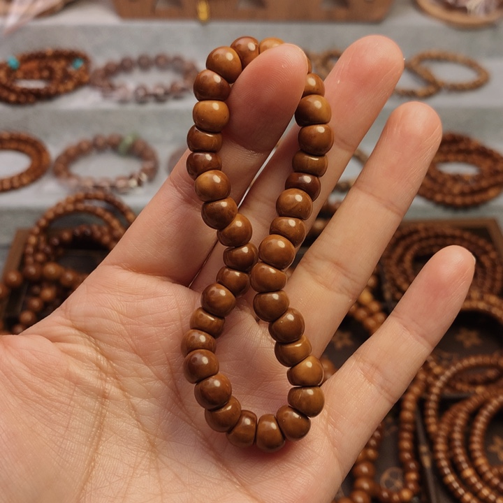 果皮天然库克精挑小肠卡0.8单圈手串