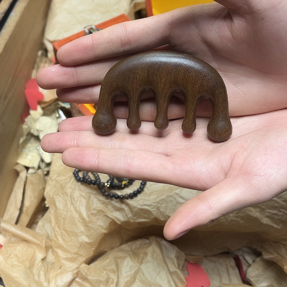 大叶紫檀（黑酸枝木类）