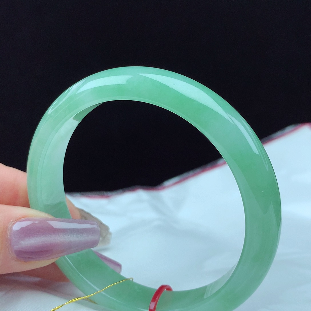 翡翠手镯未镶嵌57细圈2824