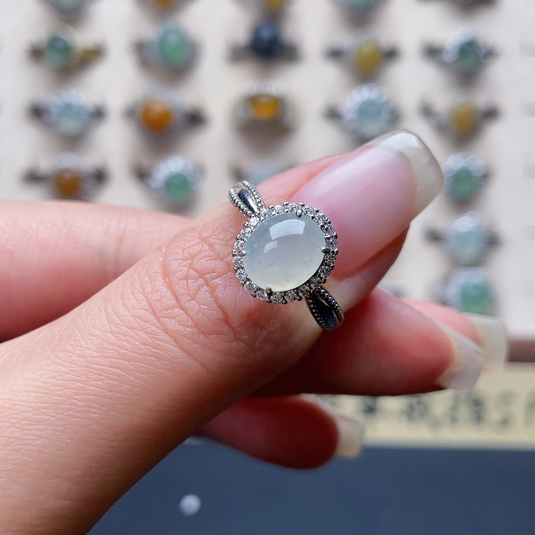 翡翠戒指未镶嵌戒指