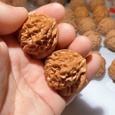 吊坠文玩核桃大*家龙鳞