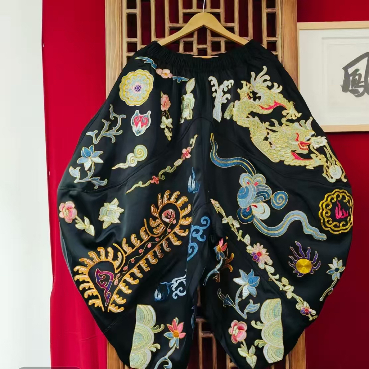 （LK010-2）凤徕兮私人定制黑色光板底龙凤花刺绣全松紧加衬剪刀裤 