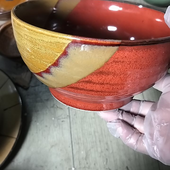 盘瓷片陶瓷杯盘壶碗都有