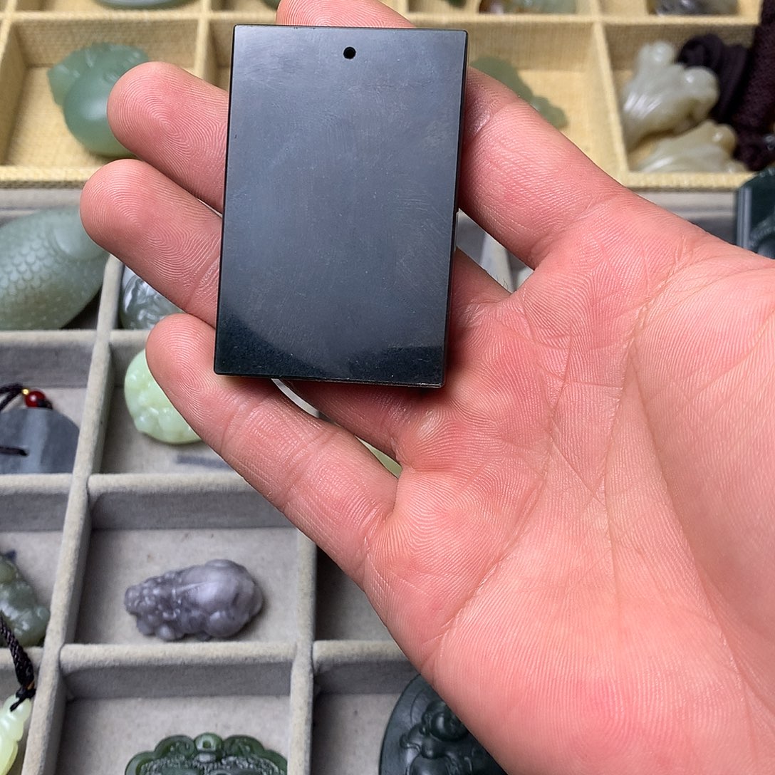 和田玉未镶嵌吊坠(不含链)