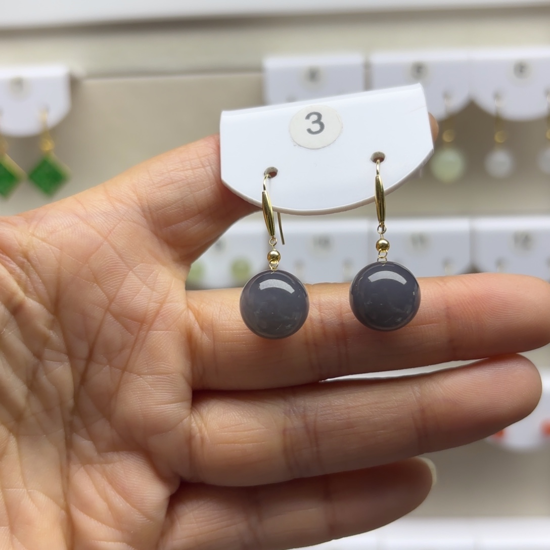 和田玉18K金镶嵌耳饰