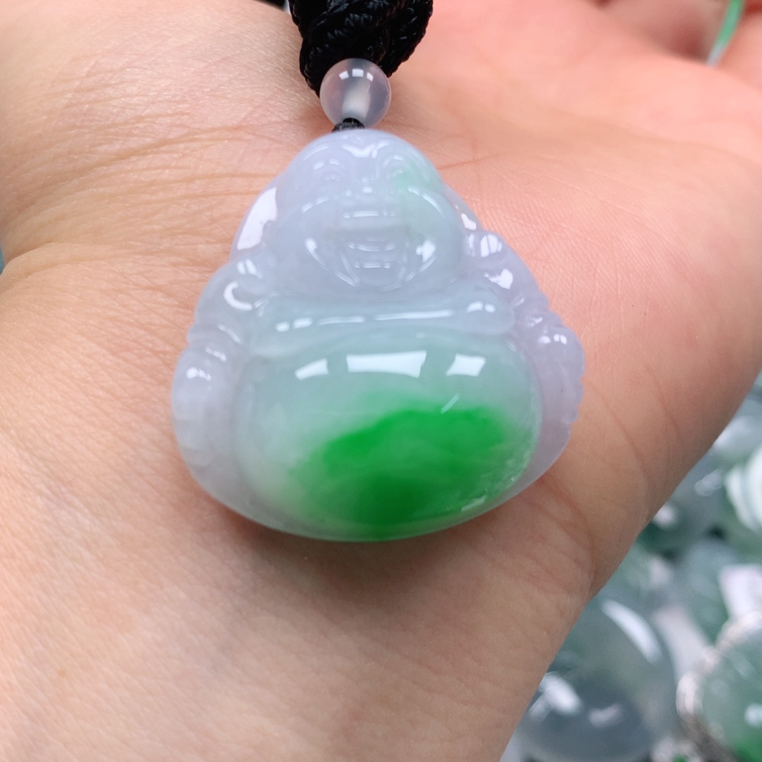 翡翠颈饰未镶嵌天然翡翠