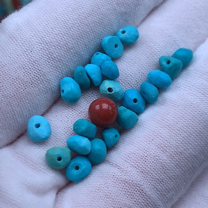 南红玛瑙未镶嵌珠宝奇石