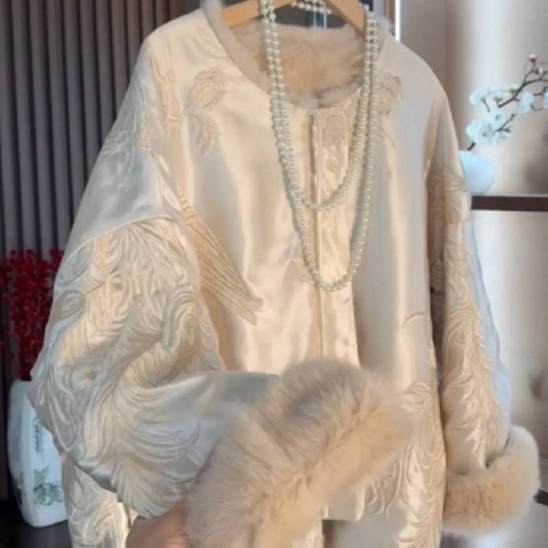 品优-【白霜】新中式冬季重工刺绣加厚双面穿外套2025D0898-噜噜