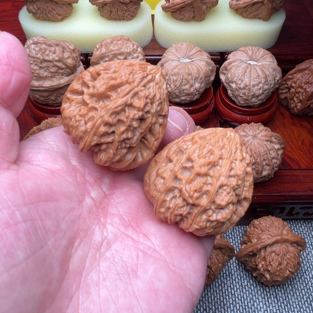 文玩核桃吊坠暴雪39尺