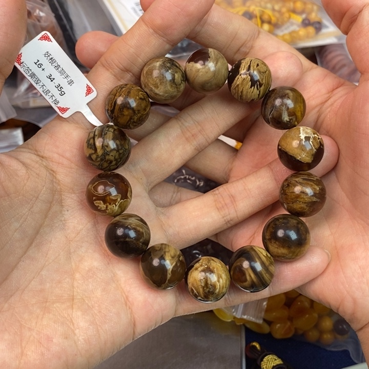 琥珀未镶嵌珠宝奇石