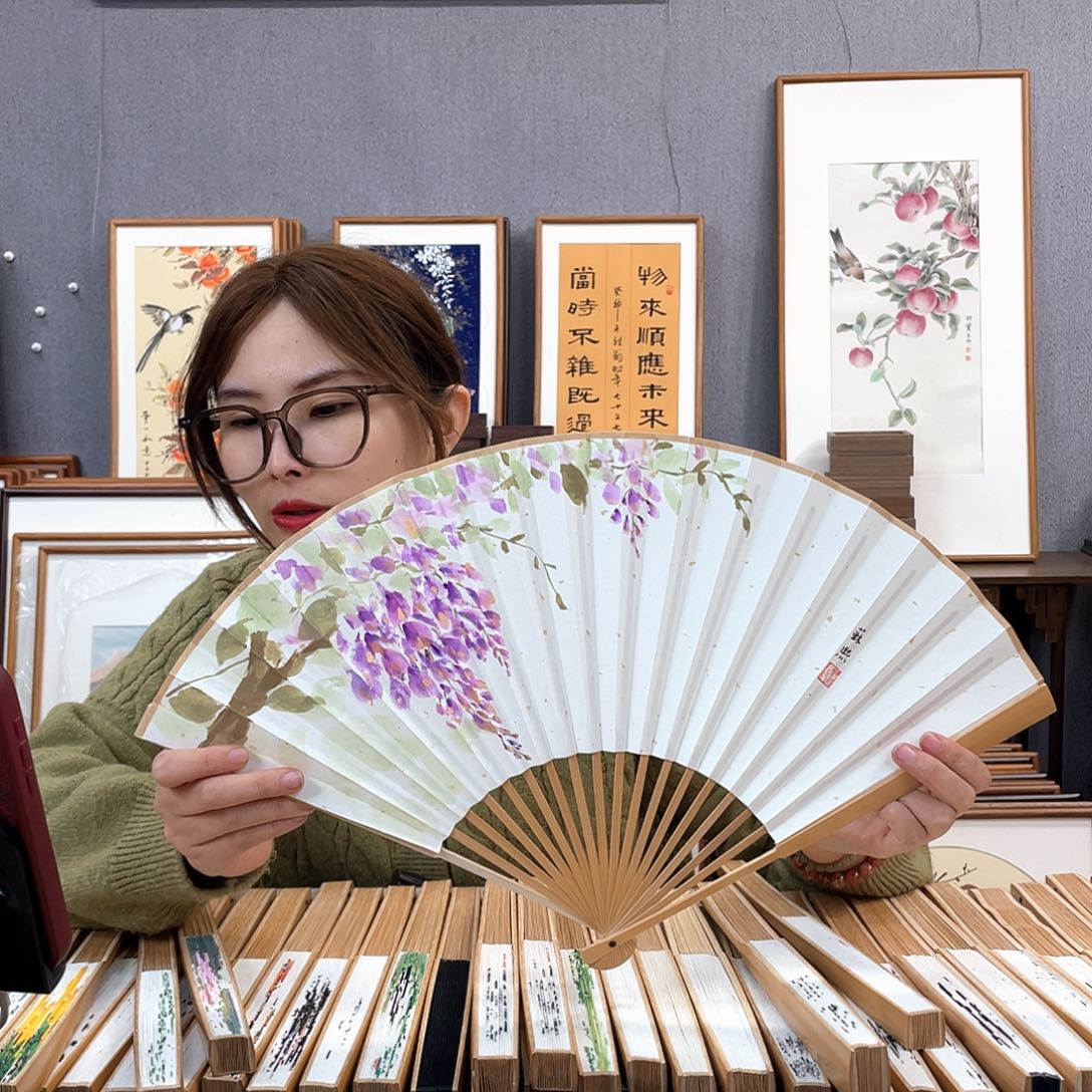 国画95寸玉竹-纯手绘-文玩扇骨（默认粘好）