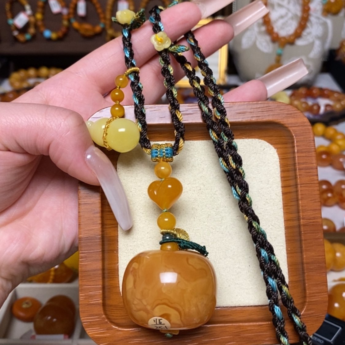 【闪购商品】蜜蜡颈饰未镶嵌项链