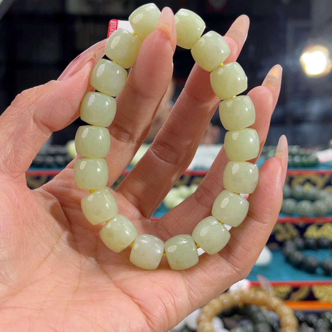 【闪购商品】未镶嵌和田玉手链纯天然 若羌黄口12