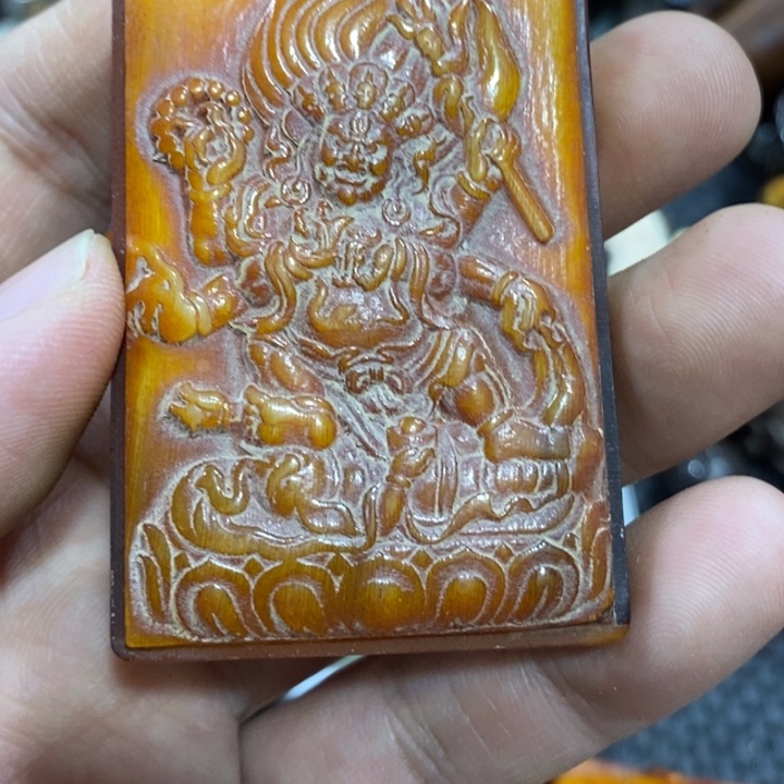 滴血莲花菩提吊坠