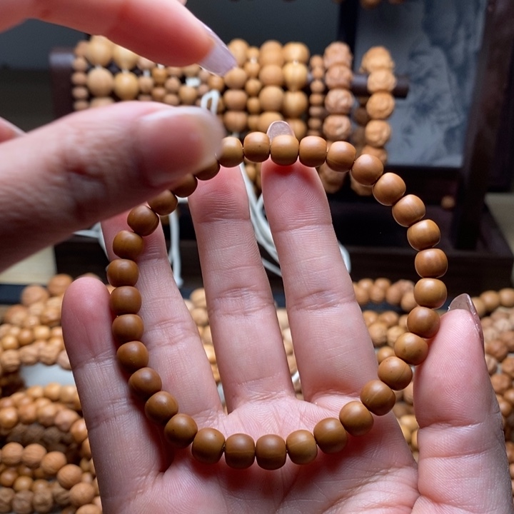 吊坠猴头核桃小老型，二等、微瑕