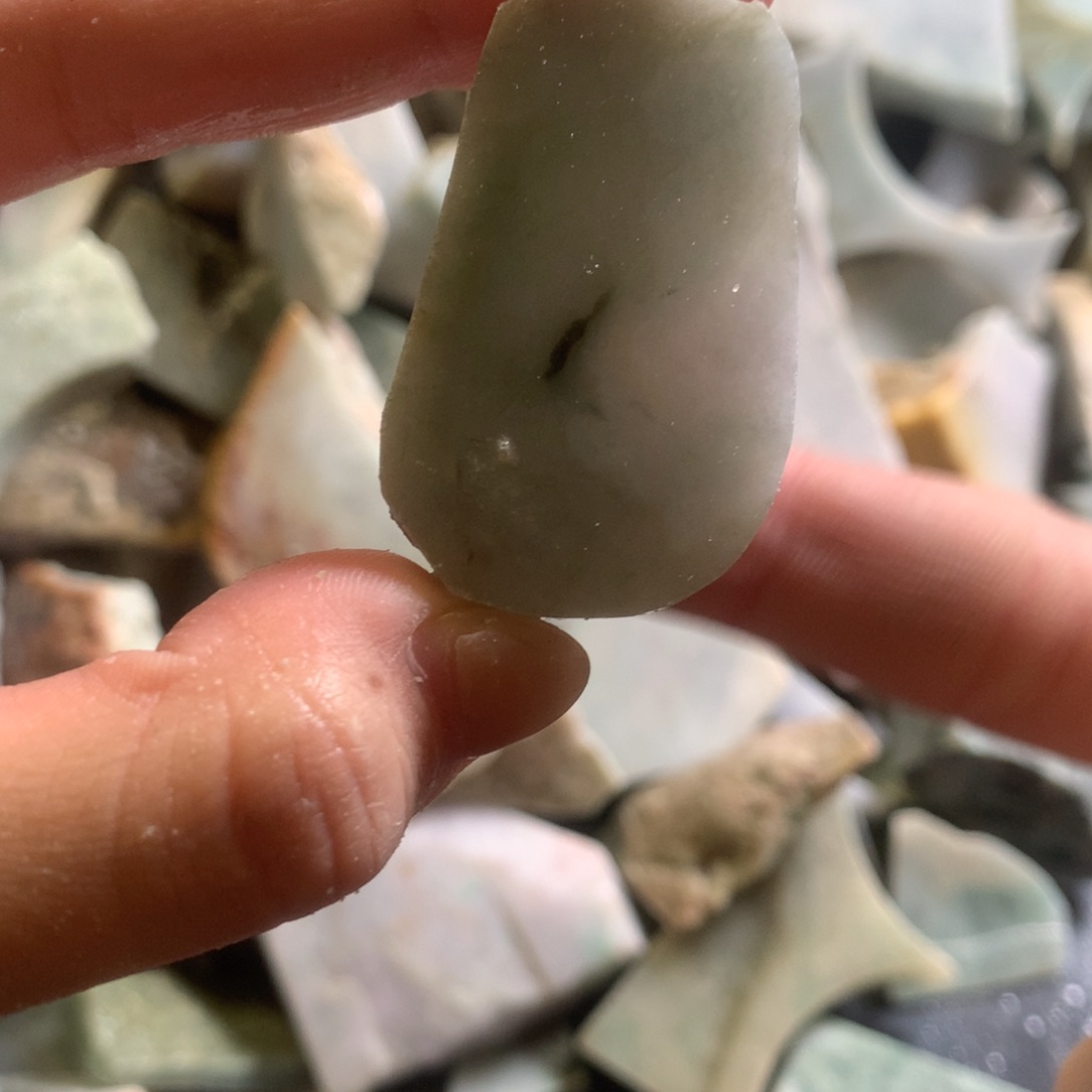 翡翠颈饰未镶嵌缅甸翡翠