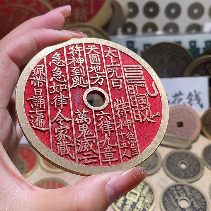 铜铜现代仿制工艺品花钱