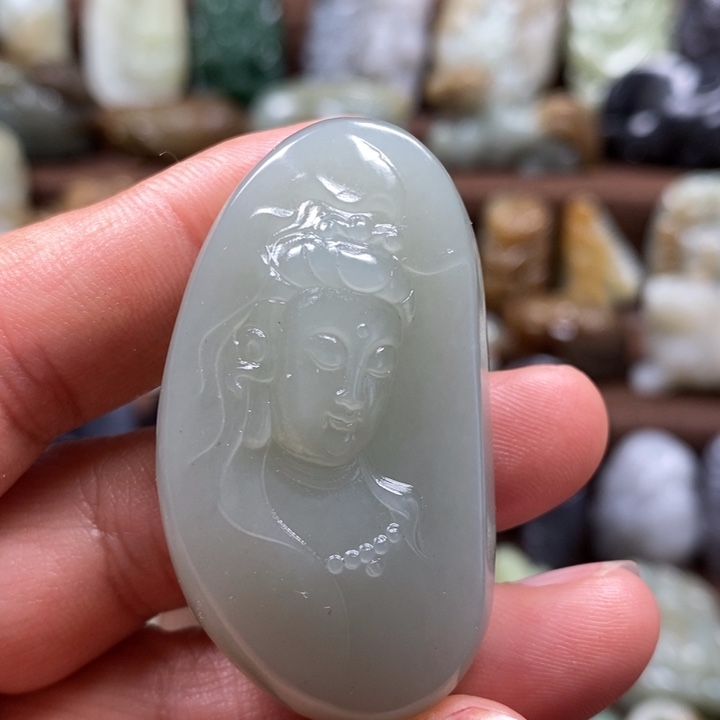 和田玉颈饰未镶嵌