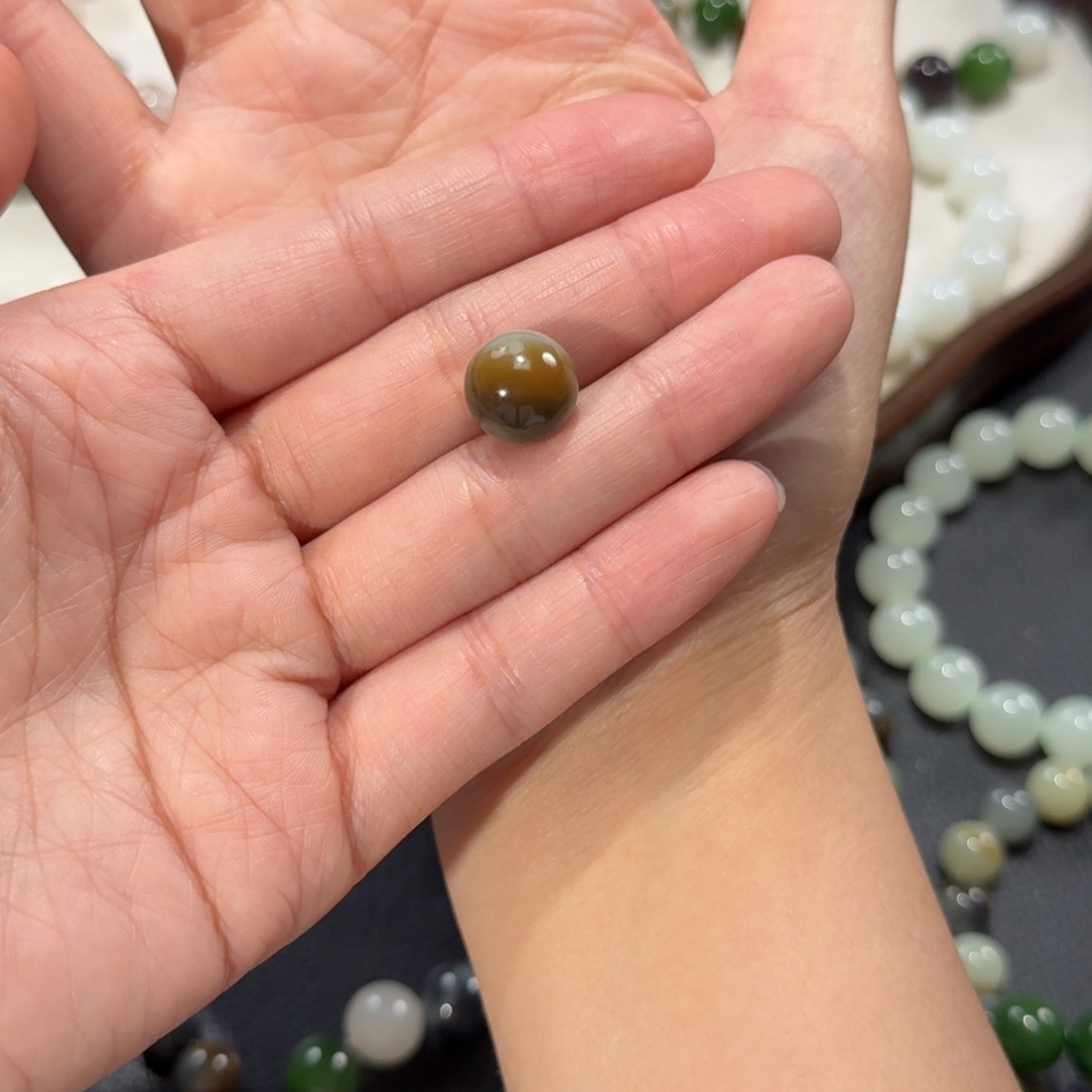 *****和田玉未镶嵌手链