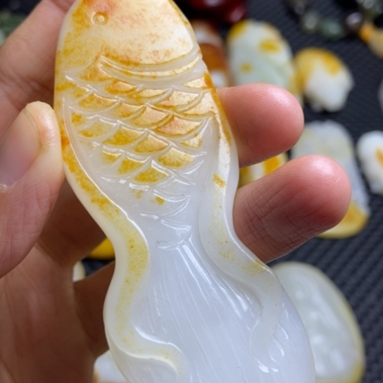 和田玉颈饰未镶嵌