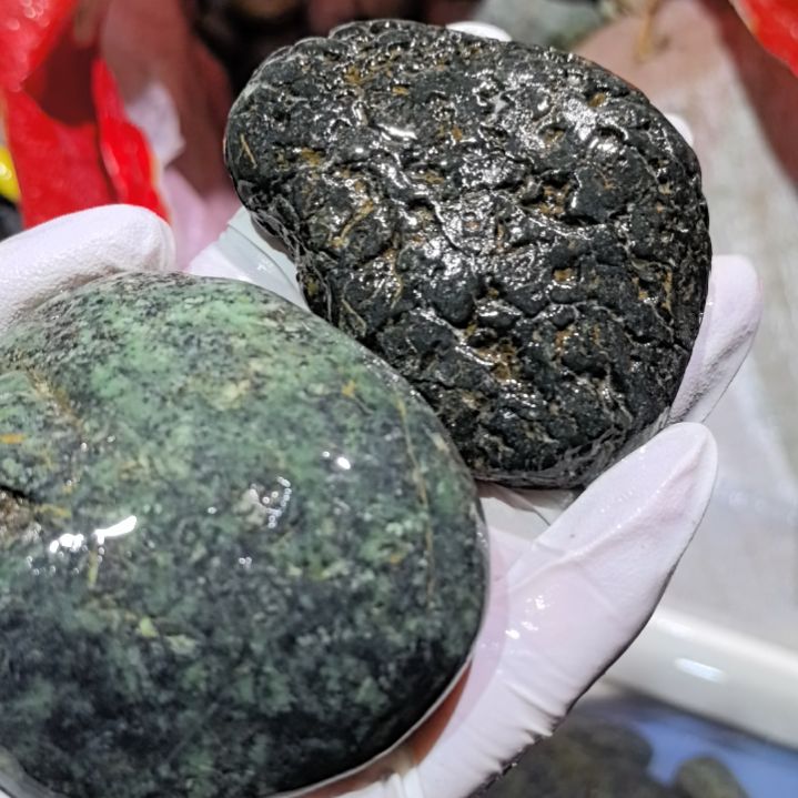 白***汐藏玉药王石原石2个