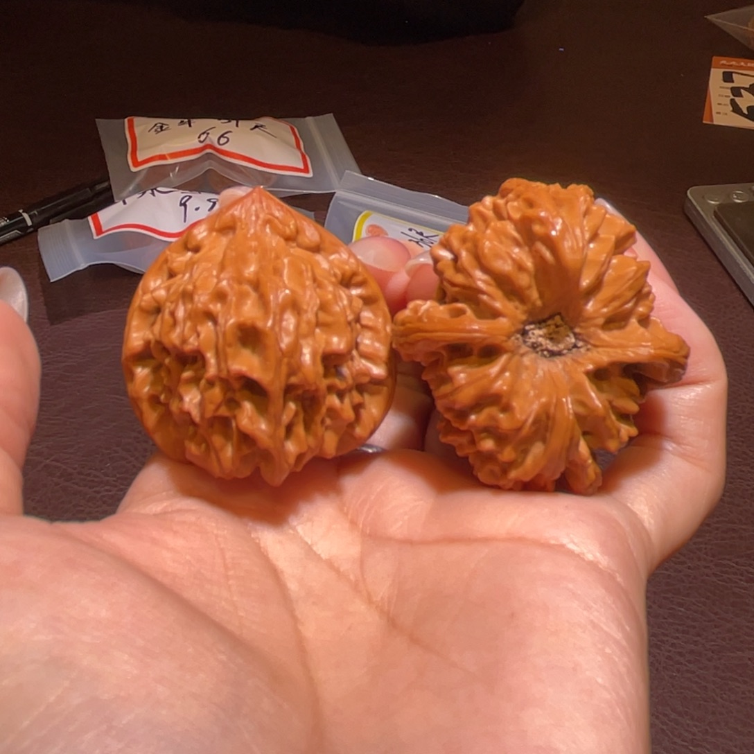 文玩核桃把件38龙门涧