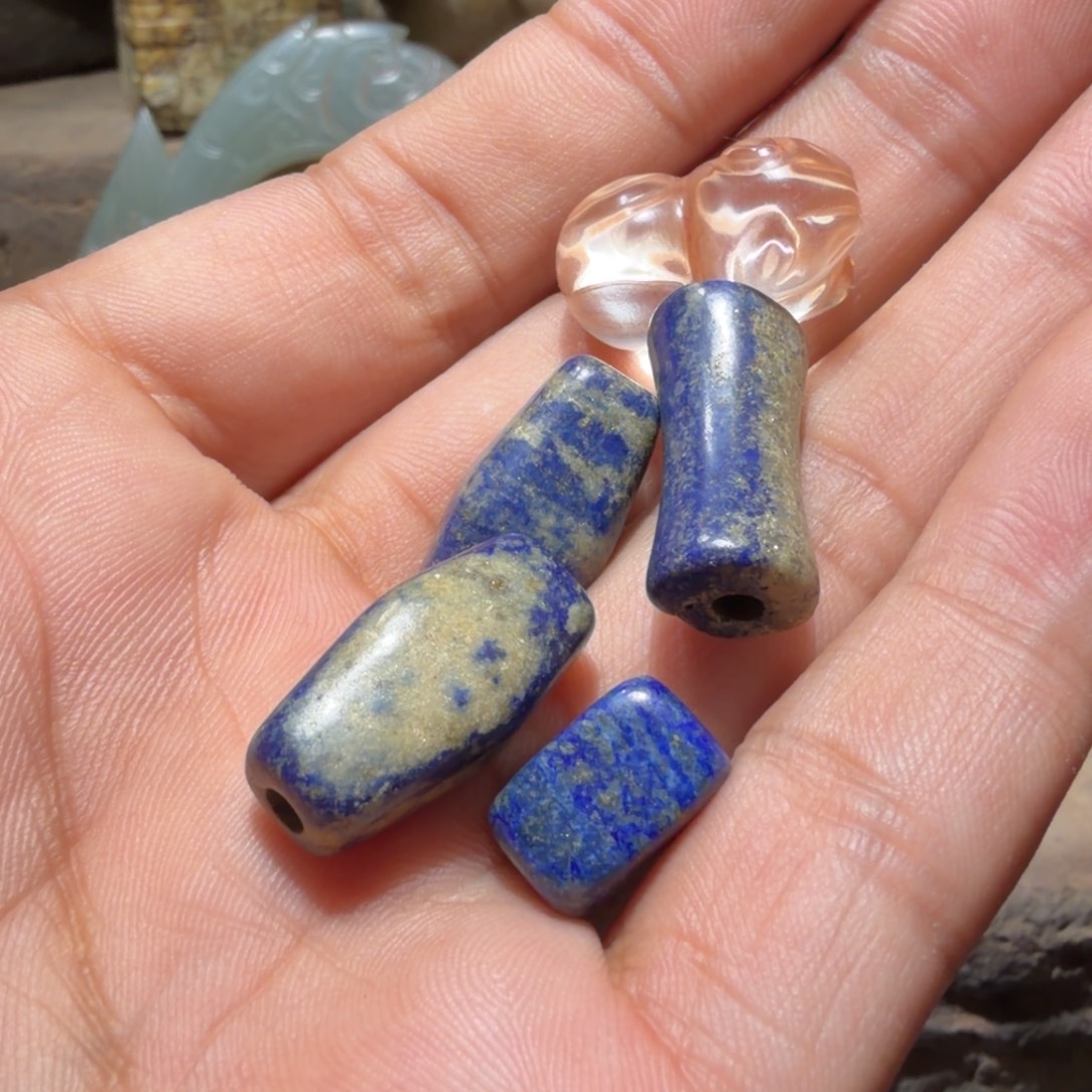 荣***堂和田玉（糖玉）未镶嵌颈饰