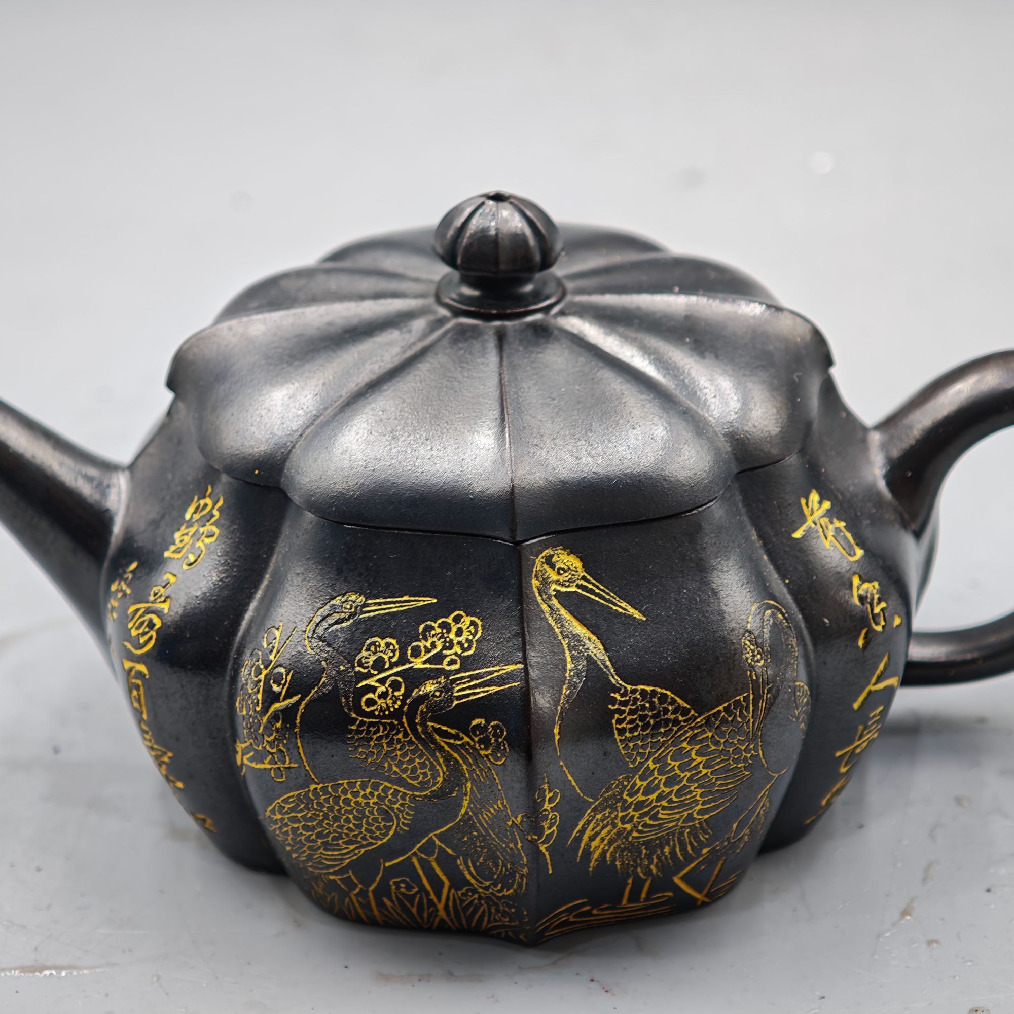 潘春芳- 筋纹水平 古乌泥 180cc  紫砂茶壶