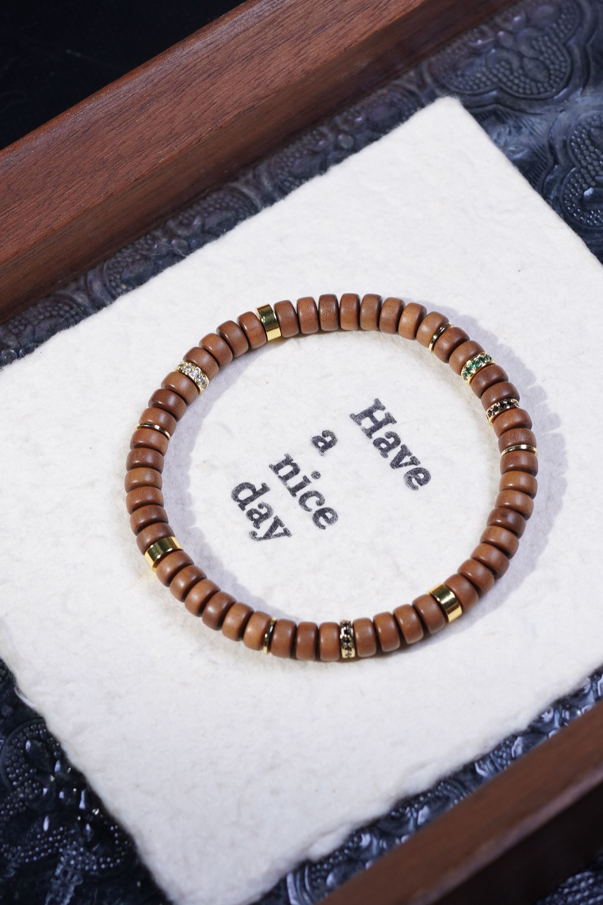 顶流 天然印度黑肉老山檀3*6mm药片珠单圈手串