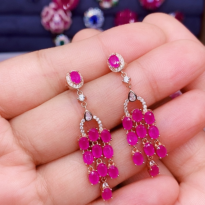 《****耳饰红宝石银S925镶嵌