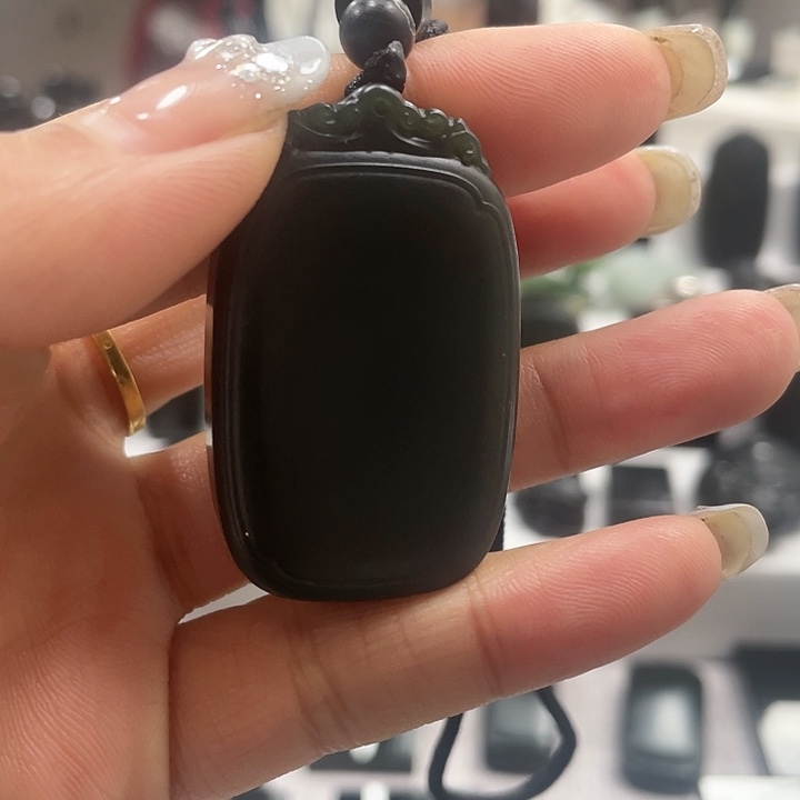 【闪购商品】和田玉（青玉）颈饰未镶嵌