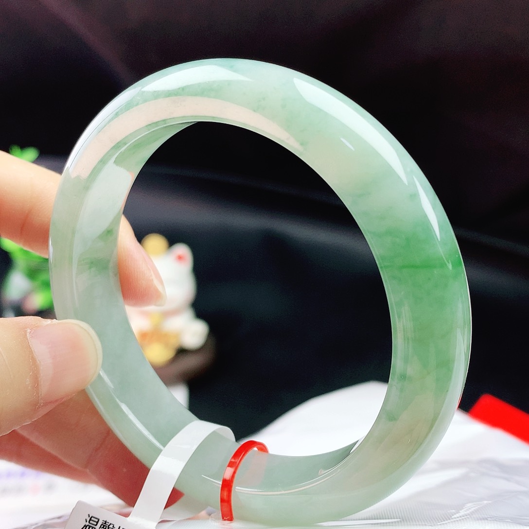 未镶嵌手镯翡翠58圈