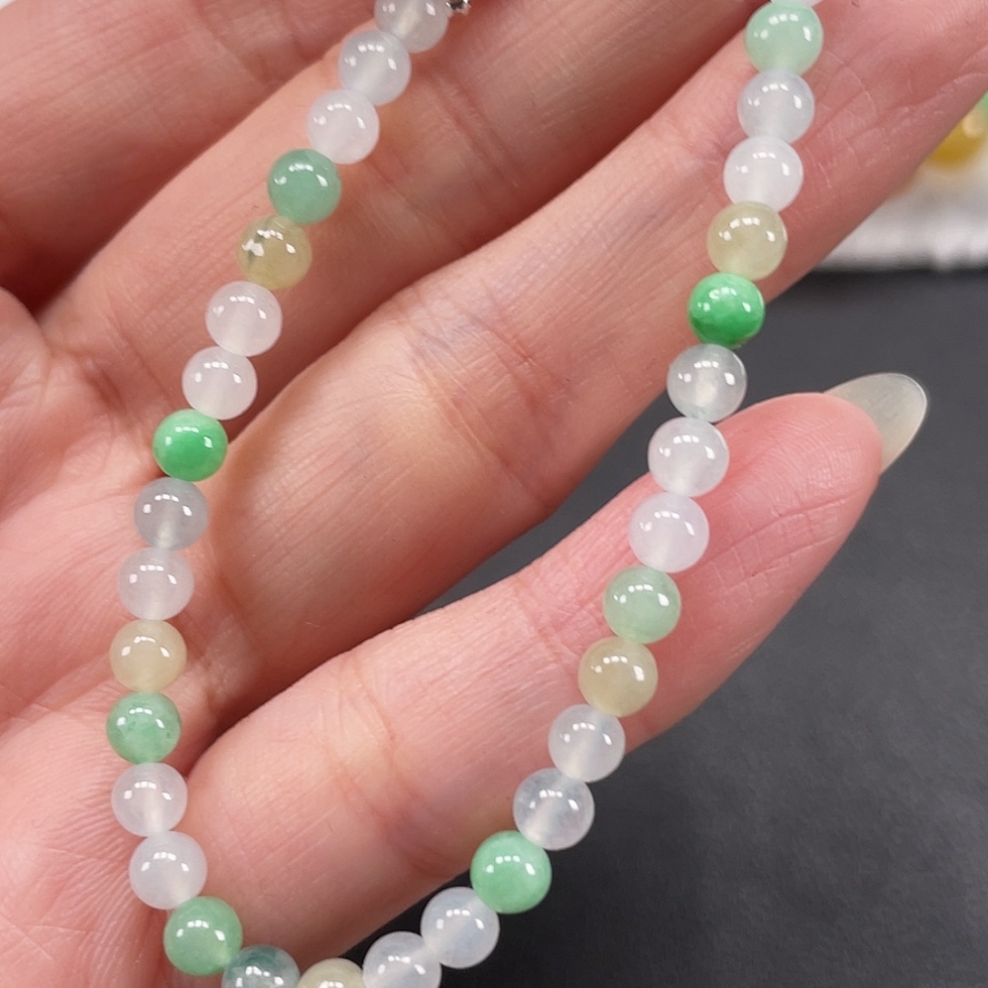 翡翠未镶嵌手串卡4.4