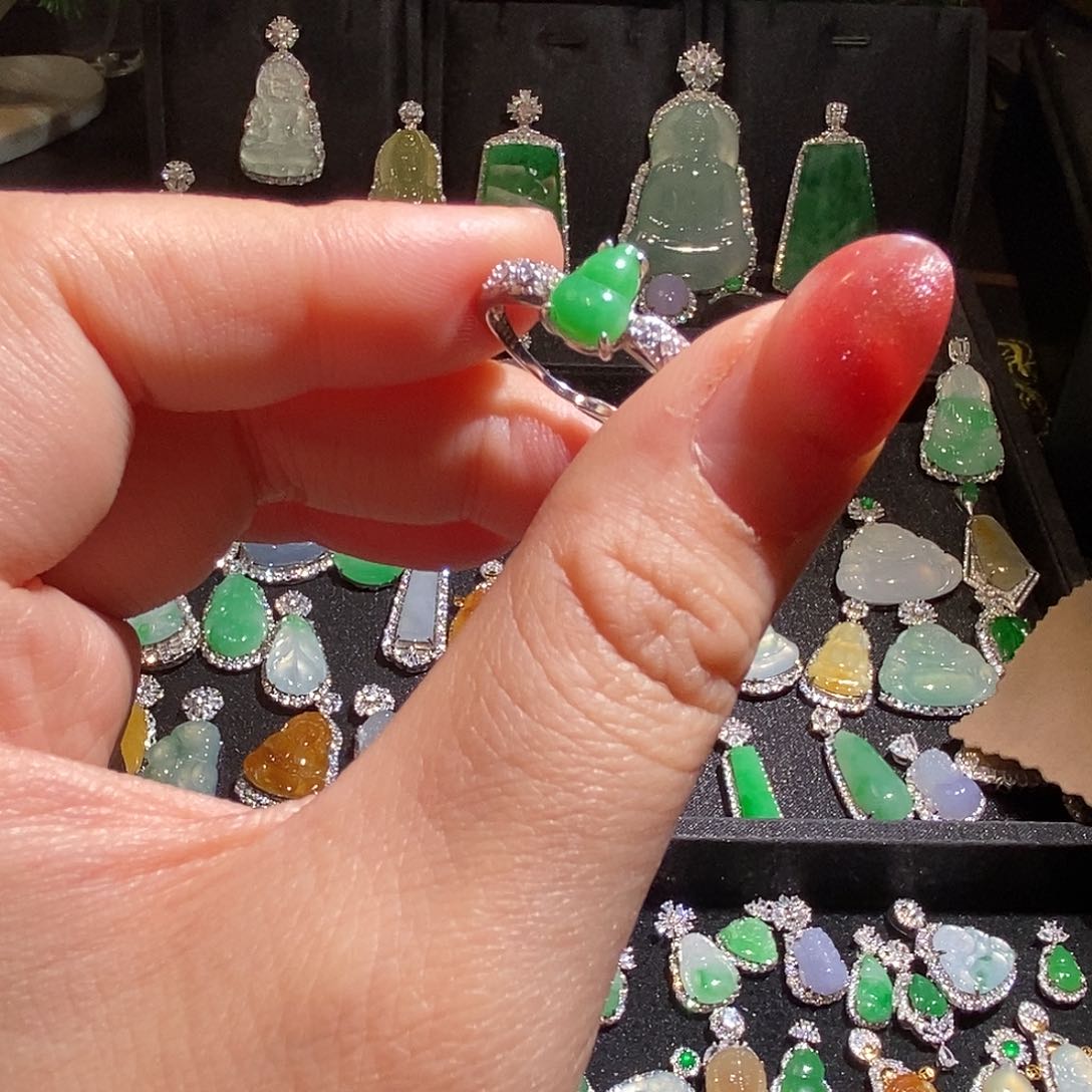 颈饰银S925镶嵌翡翠口****天然翡翠