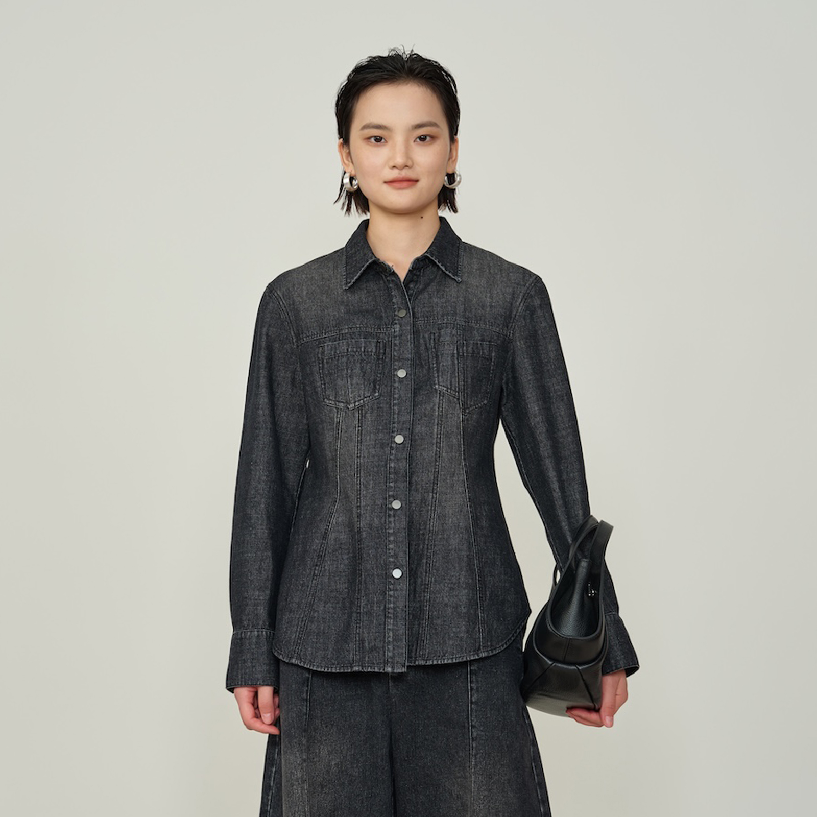 叙函时尚牛仔衬衫女25冬季新款立体收腰显瘦水洗翻领时尚休闲上衣