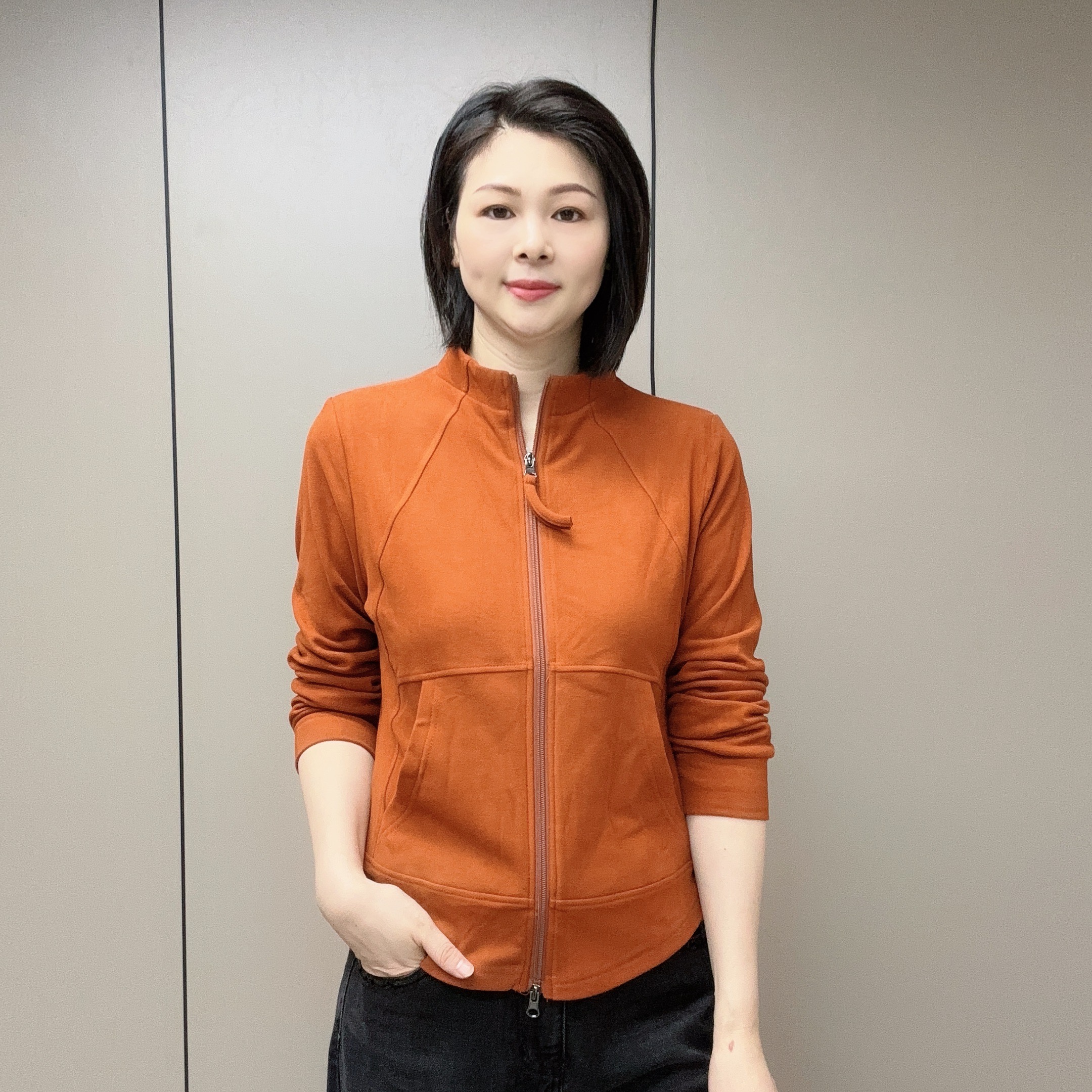 【魅力风】立领秋季常规女口袋拉链纯色卫衣时尚百搭秋冬5653款
