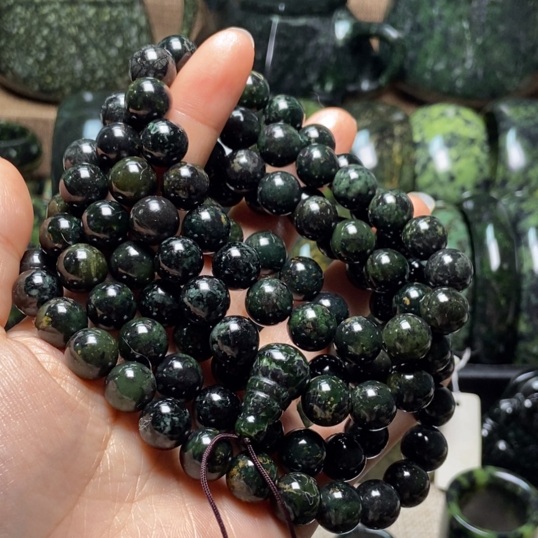 波***涛蛇纹石玉未镶嵌药王石项链