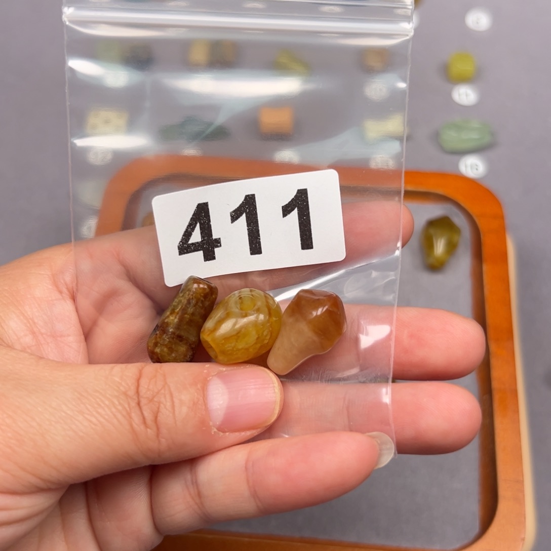 未镶嵌蛇纹石玉颈饰大****头