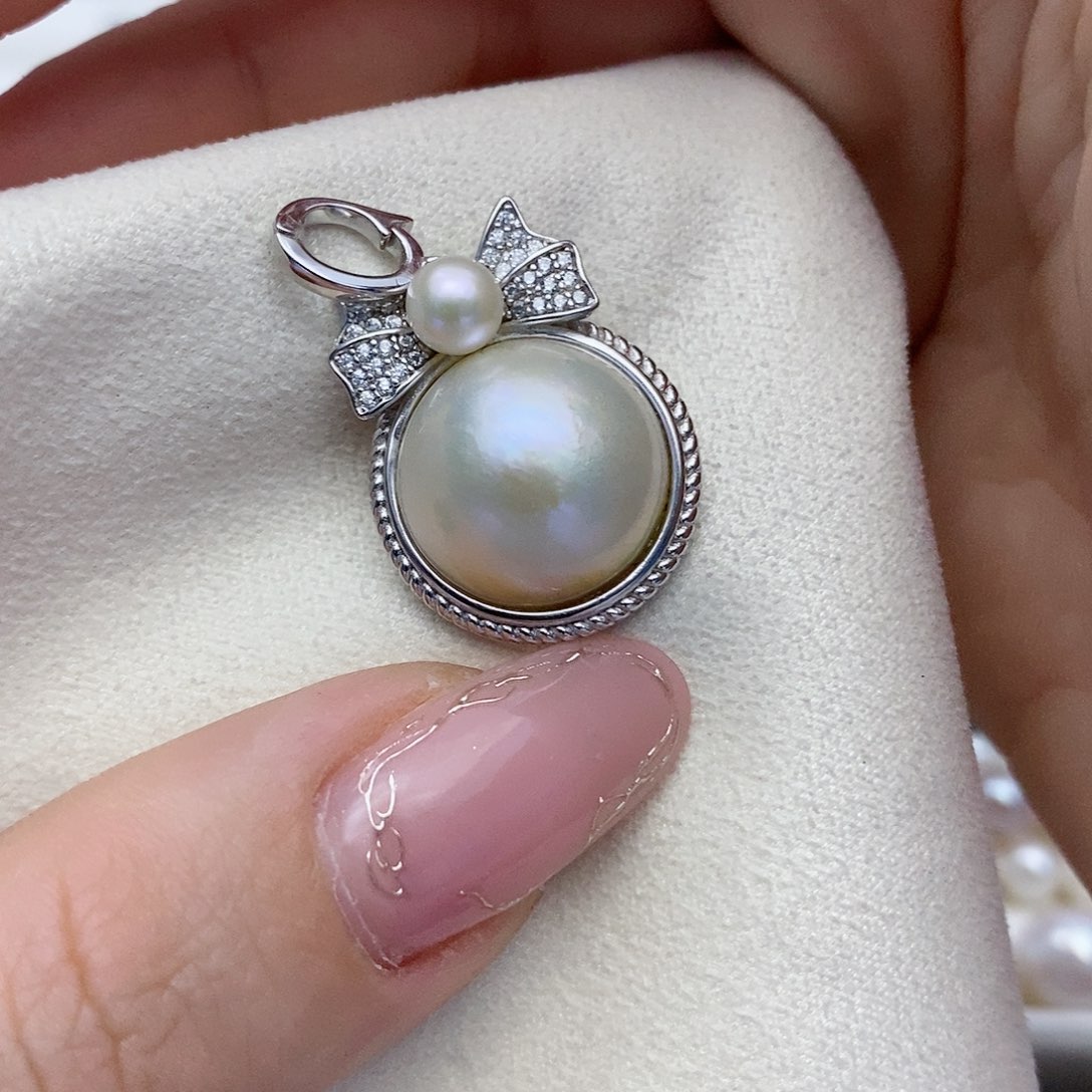 【闪购商品】拼合珍珠（马贝珠）颈饰银S925镶嵌62