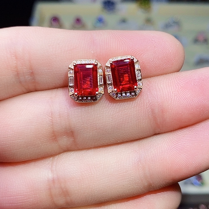 红宝石耳饰银S925镶嵌11111