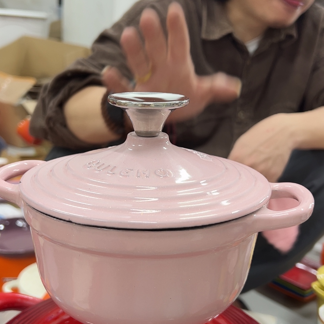 陶瓷15cm小锅炫彩粉色