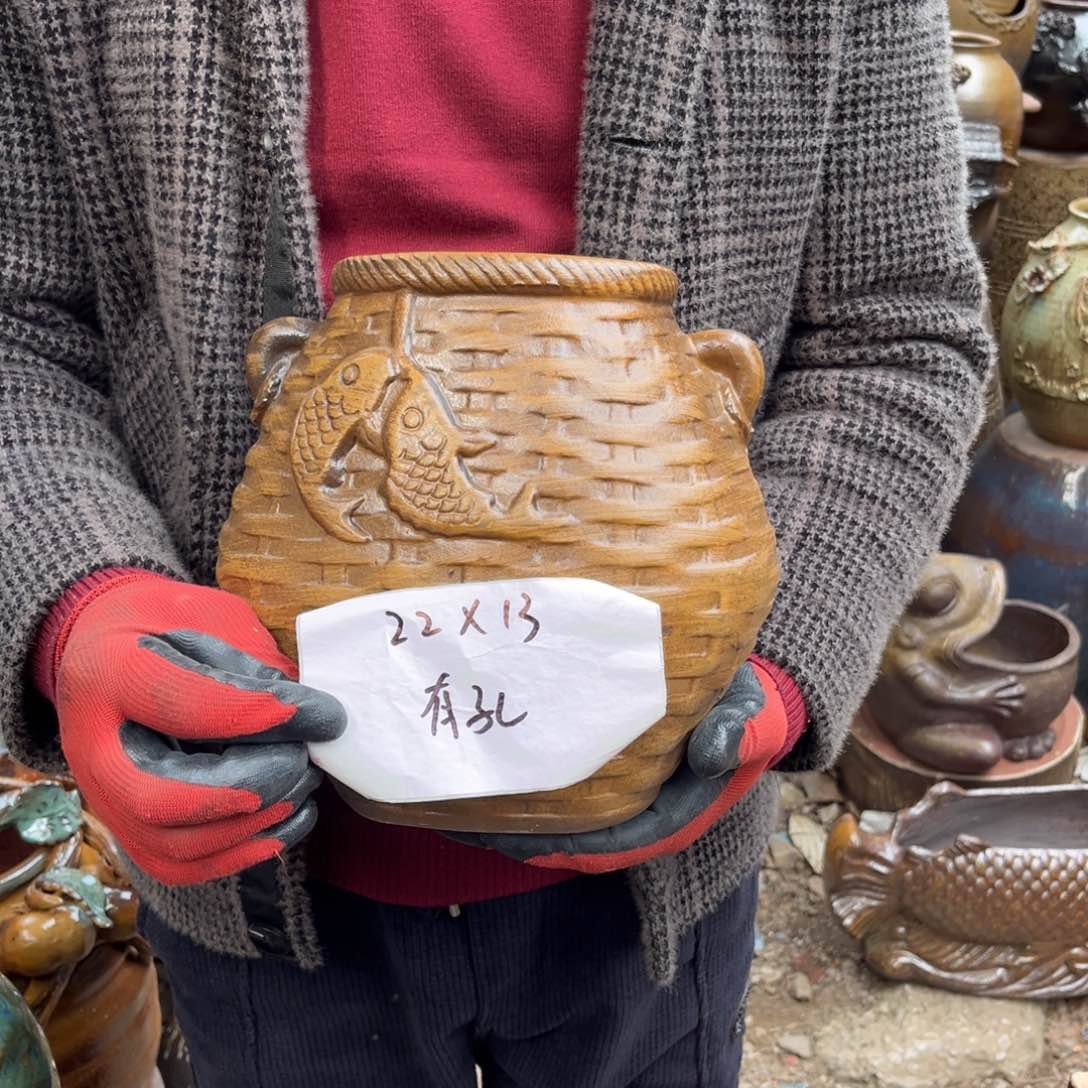 红陶高22口13有孔