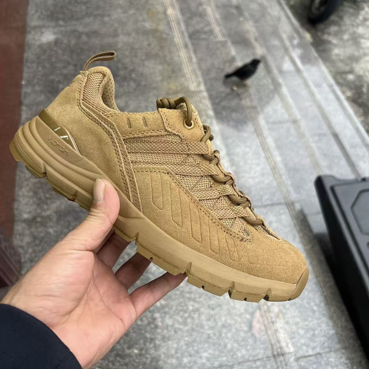 户外防水通勤嘟军迷