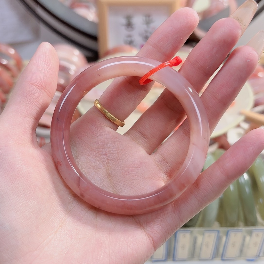 石英质玉手镯未镶嵌用**音