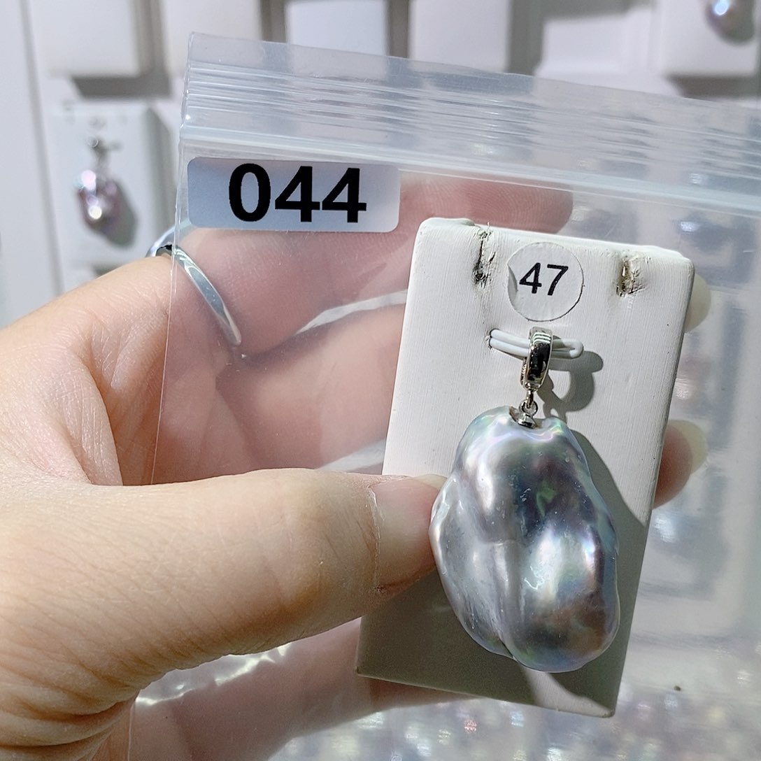 淡水珍珠合金颈饰