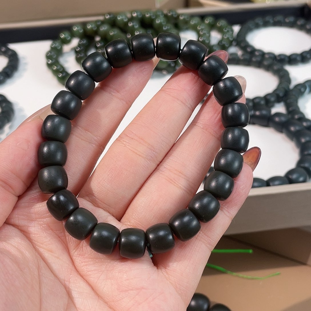 和田玉手链未镶嵌新疆黑青 10