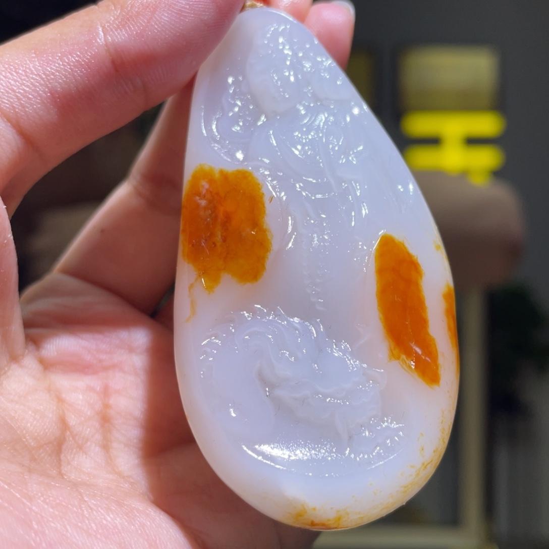 用***康颈饰未镶嵌和田玉