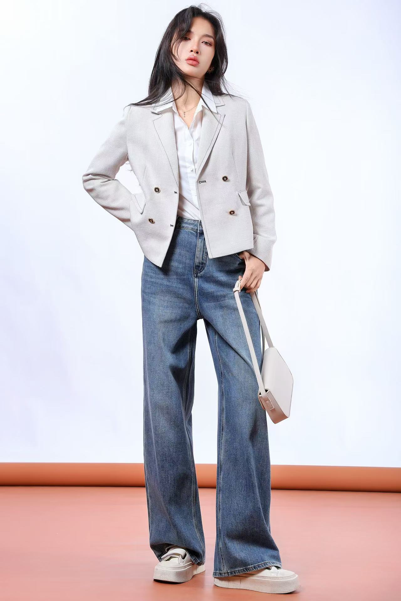 时尚休闲西服4101186