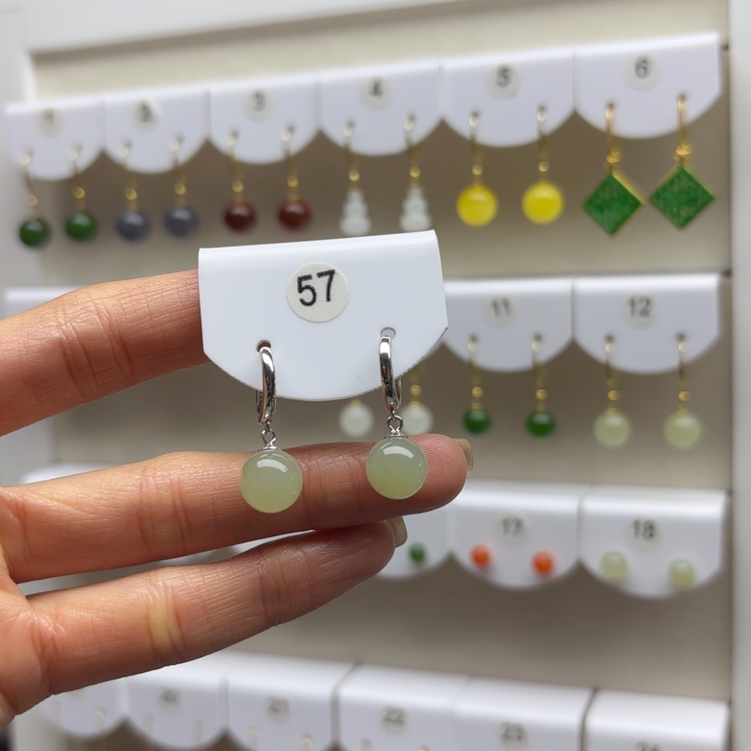 和田玉银S925镶嵌耳饰